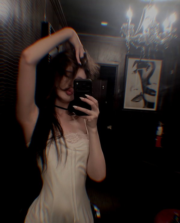 emeurie instagram image archive image
