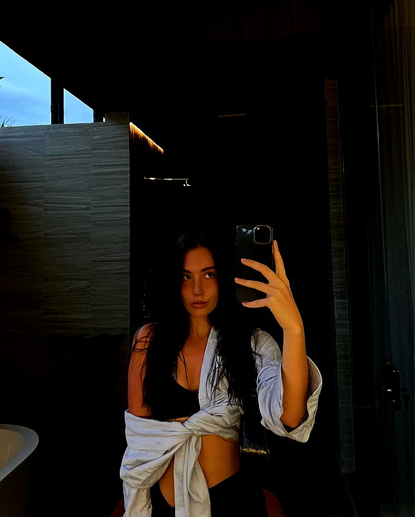 veroni22ka instagram image archive image