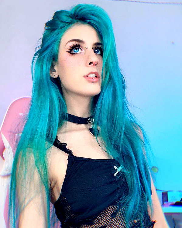 jadelaverne instagram image archive image