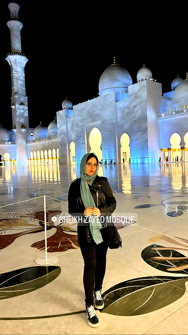 nicole.shpo instagram image archive image