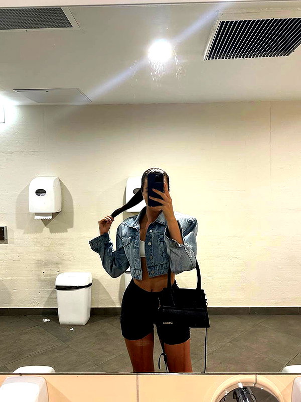 veroni22ka instagram image archive image
