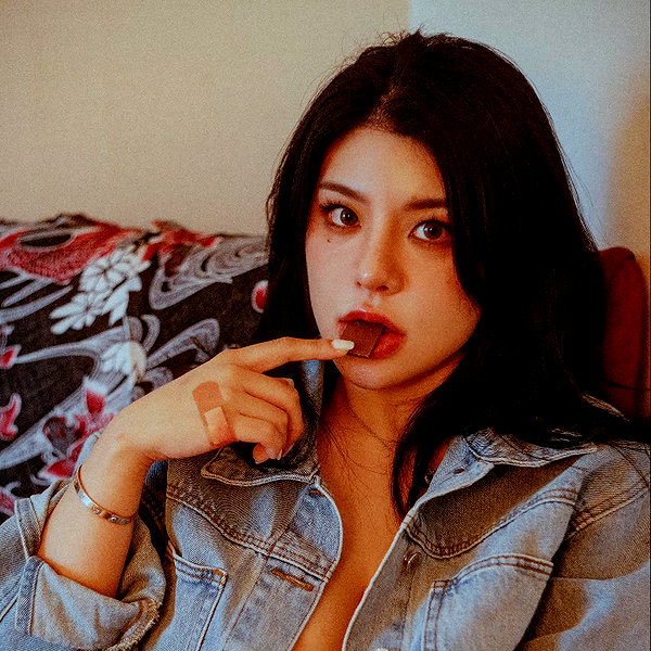 ro_bbin123 instagram image archive image