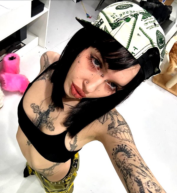 aleksaoaa instagram image archive image