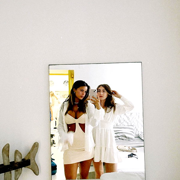 isabella.lauren instagram image archive image