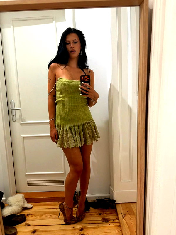 karolinaawasik instagram image archive image