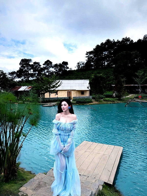lyhythuedoxinh instagram image archive image