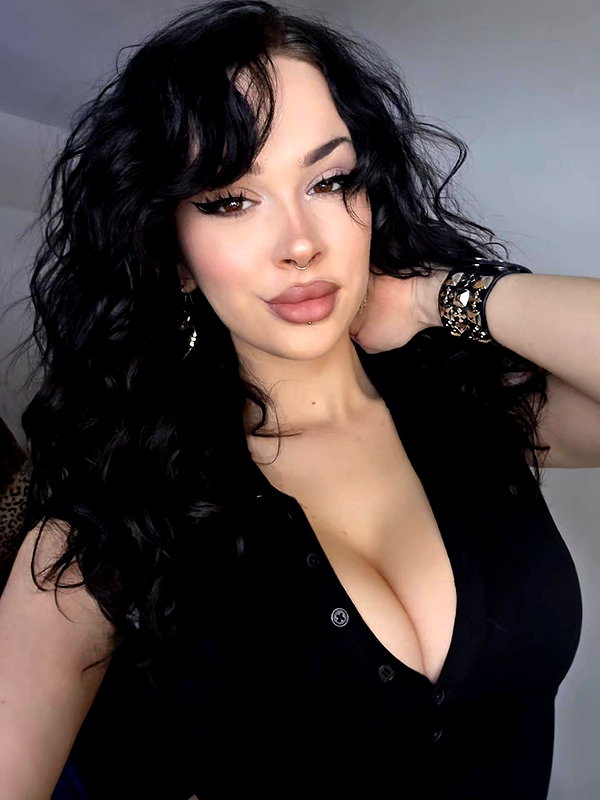 rixiadigivolved archive image