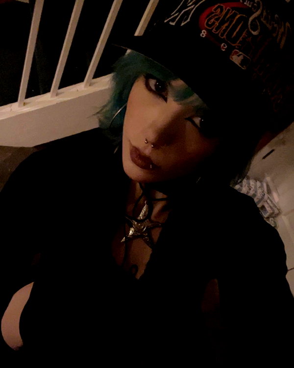 haileylayfield instagram image archive image