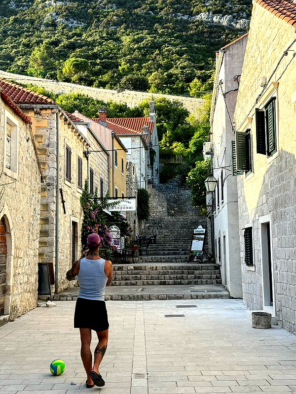 sullivang_ instagram image archive image