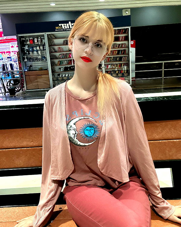 luly1980s instagram image archive image