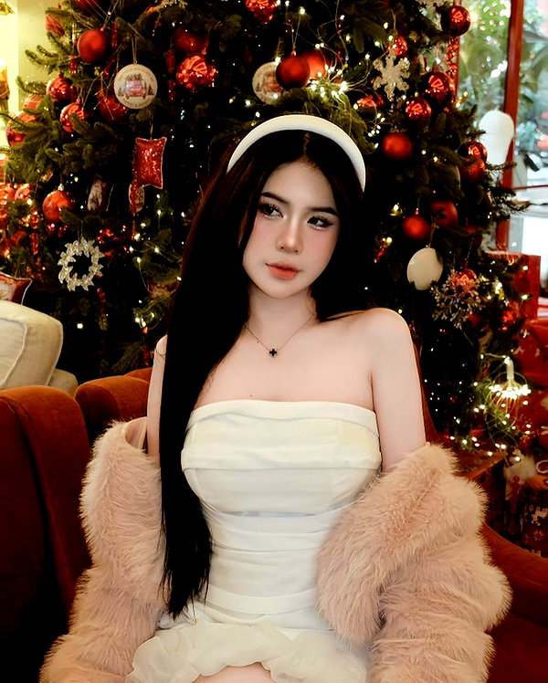 lyhythuedoxinh instagram image archive image