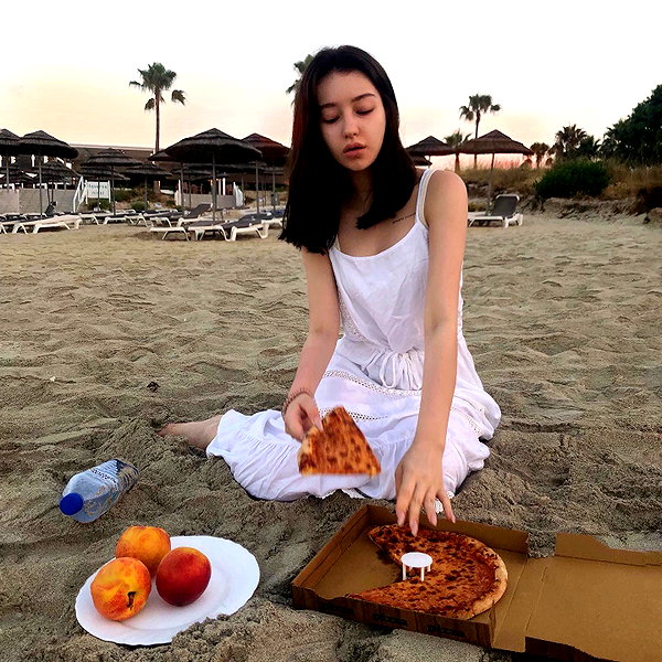 veroni22ka instagram image archive image