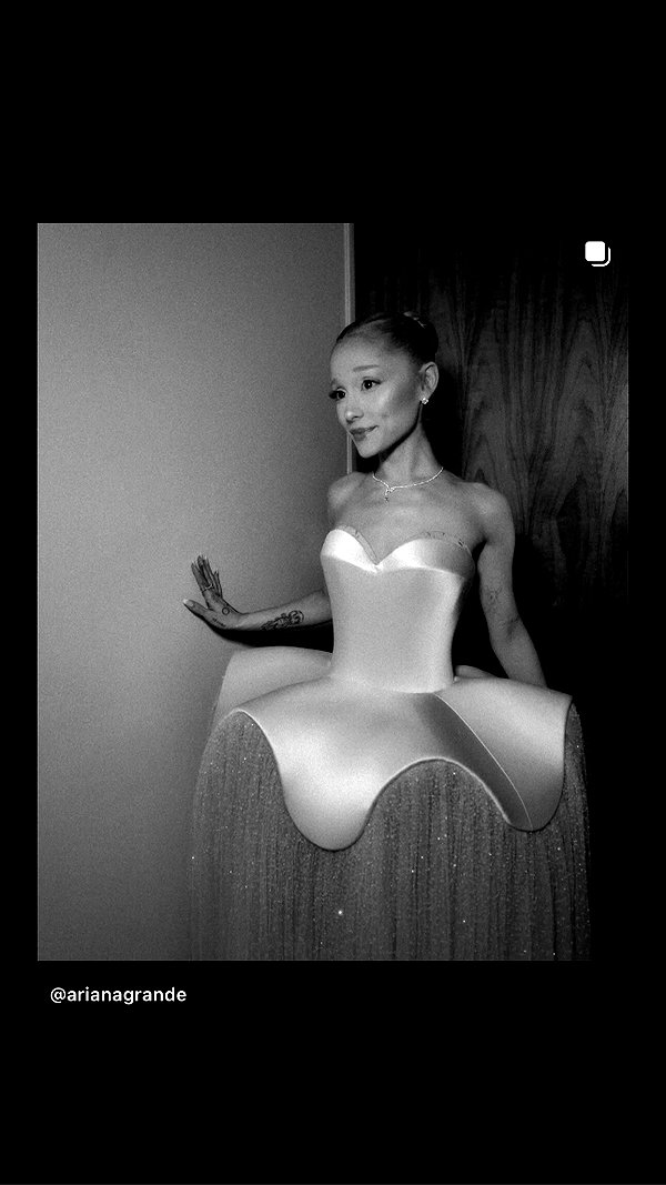 arianagrande instagram image archive image
