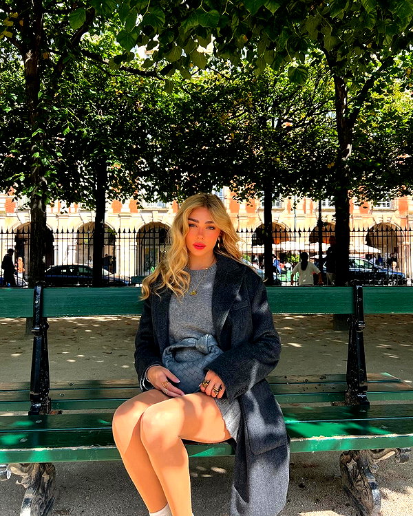 maya.keyy instagram image archive image
