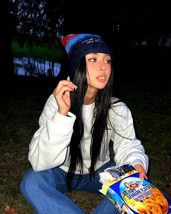 ll.lu1s instagram image archive image