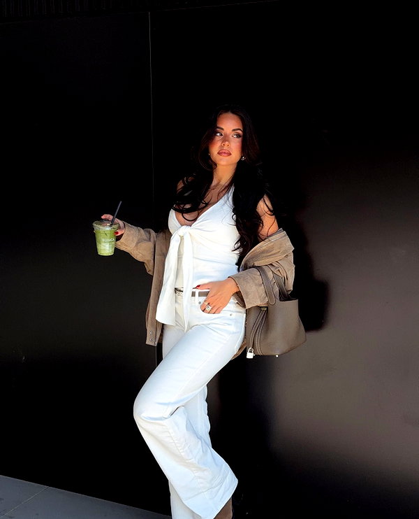 zoeliss instagram image archive image