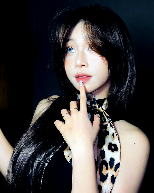 e.shao_417 instagram image archive image