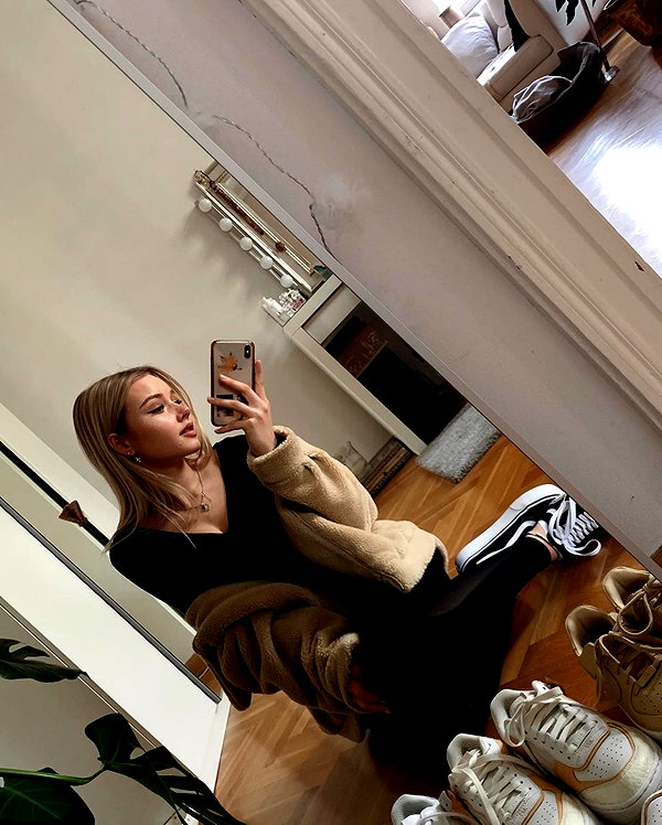 lilih instagram image archive image