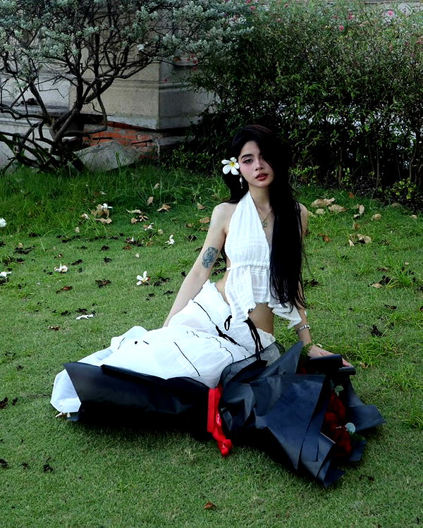 lyhythuedoxinh instagram image archive image