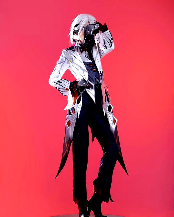 gallery_cosplayer instagram image archive image