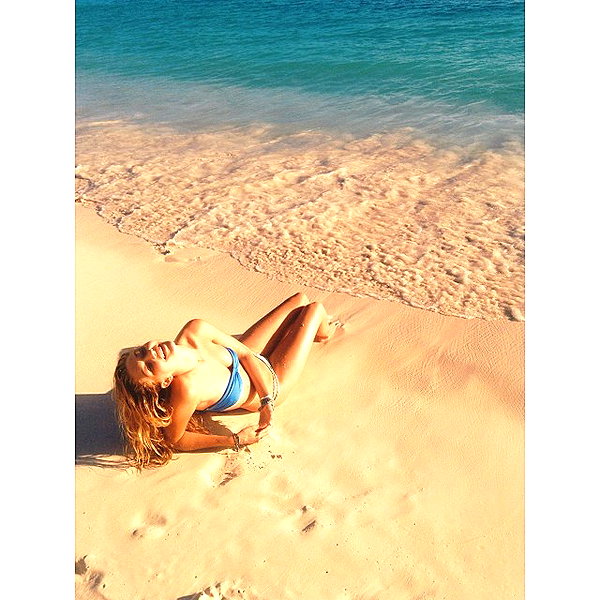 gigihadid instagram image archive image