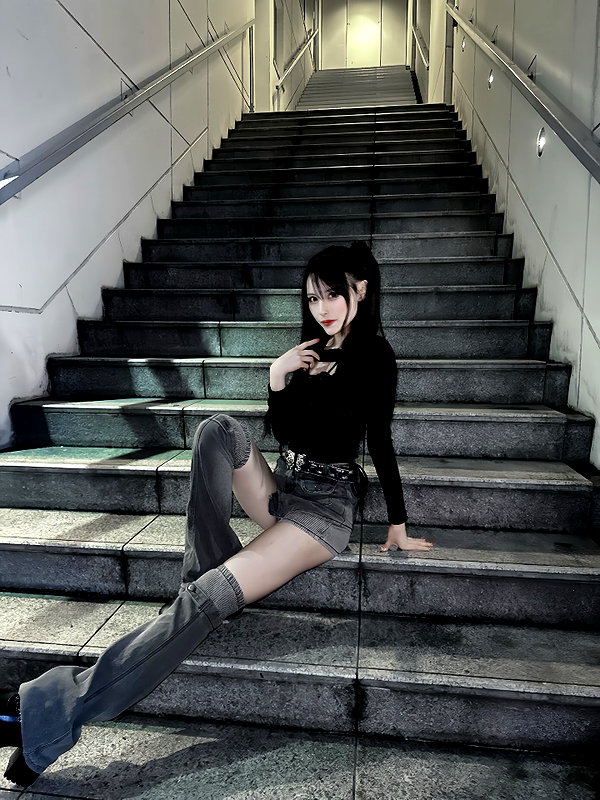yamikumo_leisa instagram image archive image