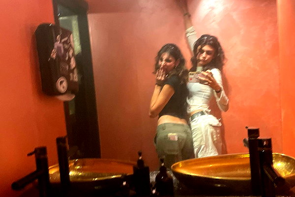 devalluna instagram image archive image
