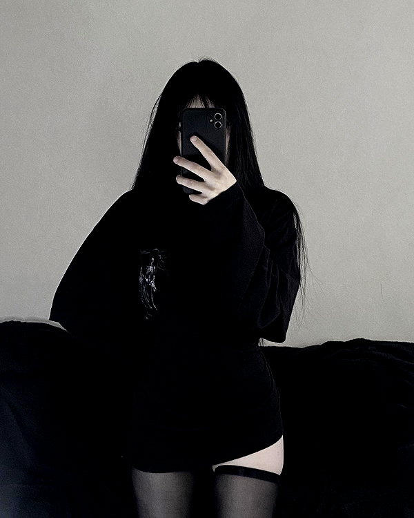 glowmoonshorty instagram image archive image