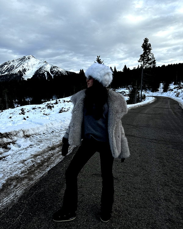 zoeliss instagram image archive image