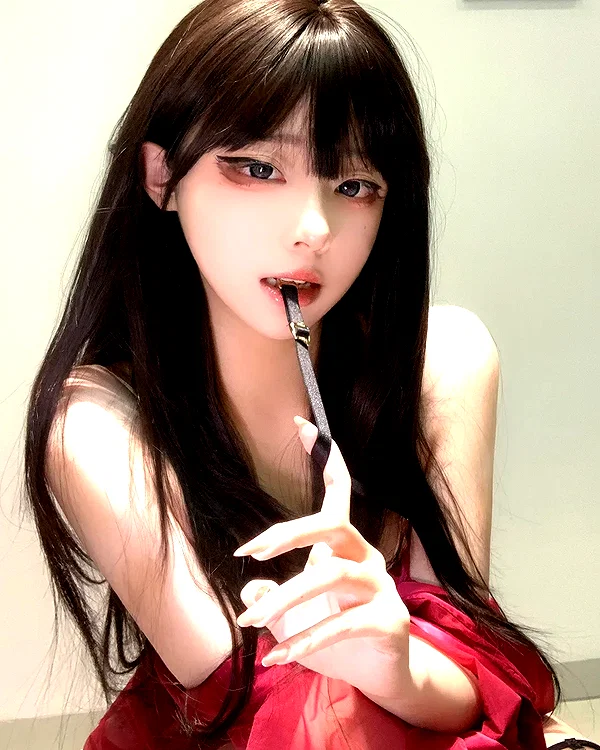 yingyinng_ instagram image archive image