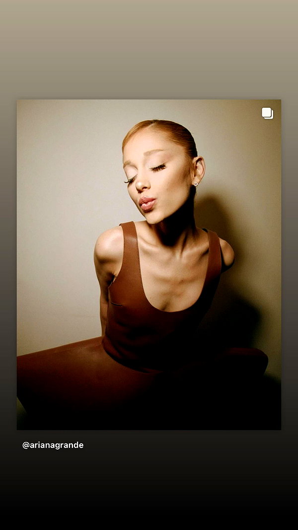arianagrande instagram image archive image
