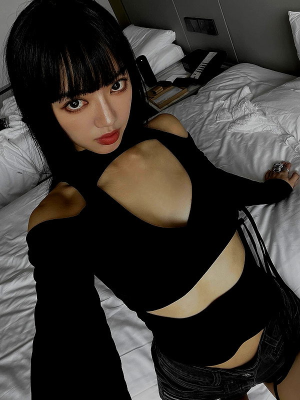 a.tinn___ instagram image archive image