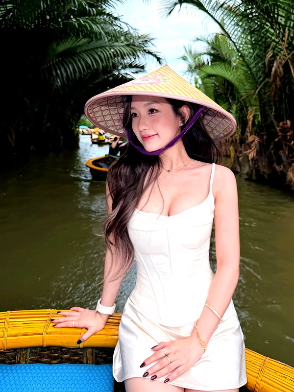 lyhythuedoxinh instagram image archive image