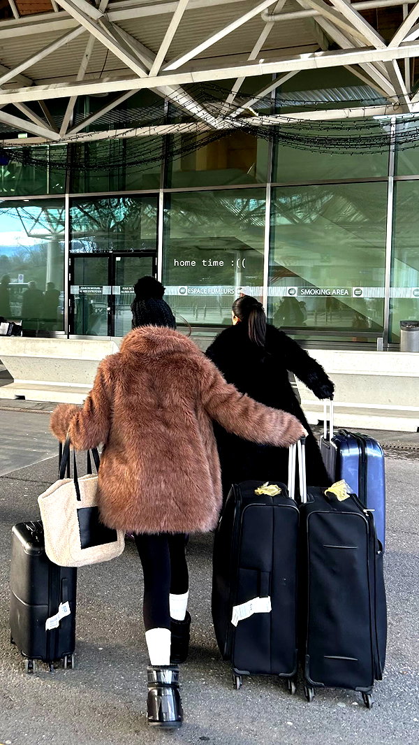 hollyjai archive image
