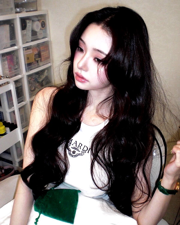 dear.zia instagram image archive image