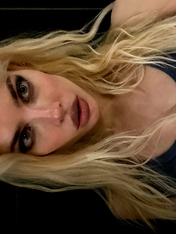 anya4everr instagram image archive image
