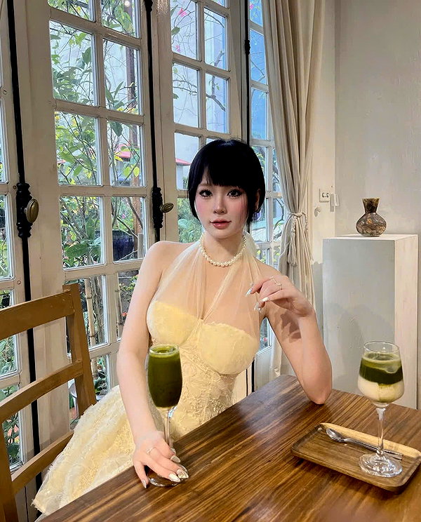 lyhythuedoxinh instagram image archive image