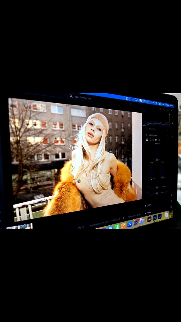 karolinaawasik archive image