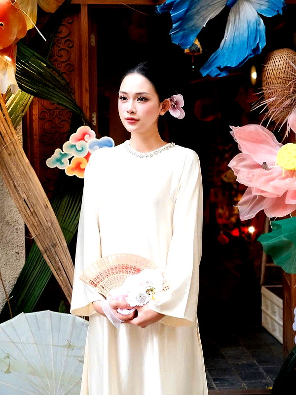 lyhythuedoxinh instagram image archive image