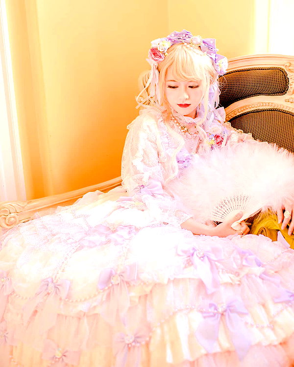 muze instagram image archive image