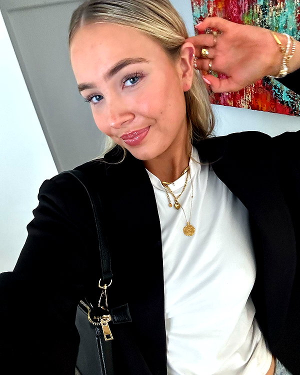 0emmamac instagram image archive image