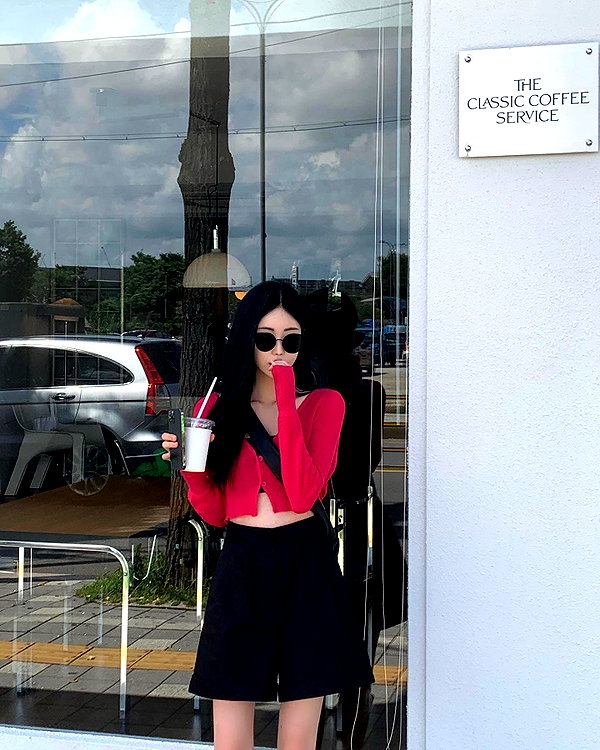 daxbin instagram image archive image