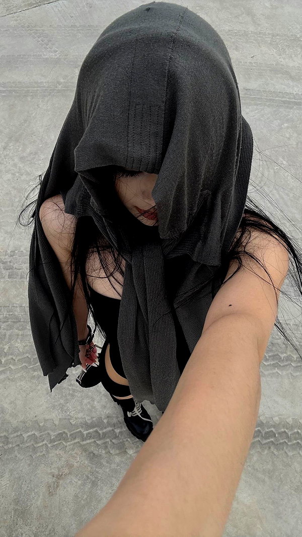 chuihon_ instagram image archive image