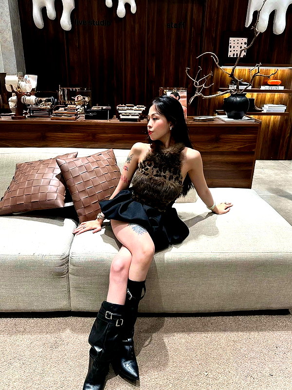 lyhythuedoxinh instagram image archive image
