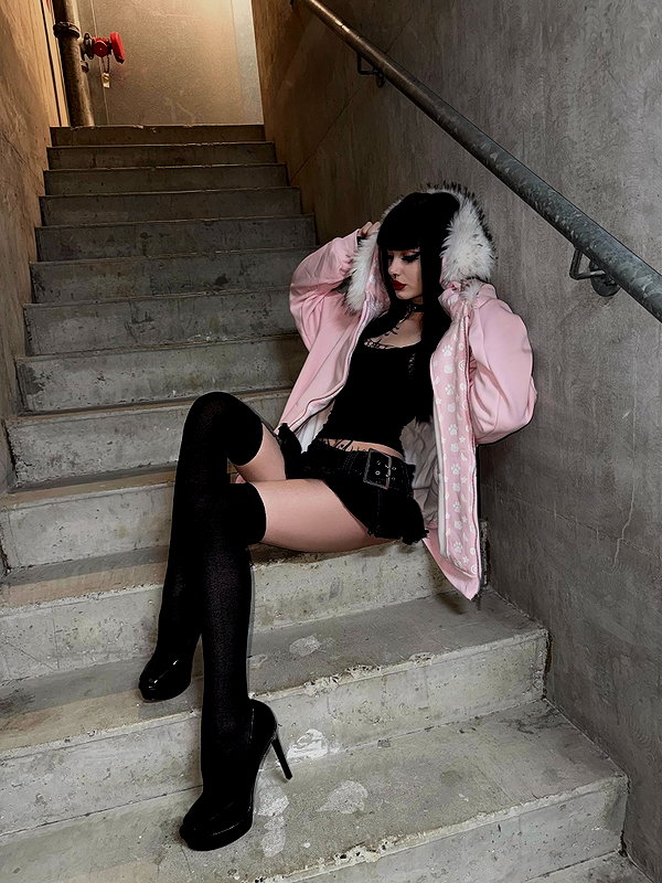 livindeadyaz instagram image archive image