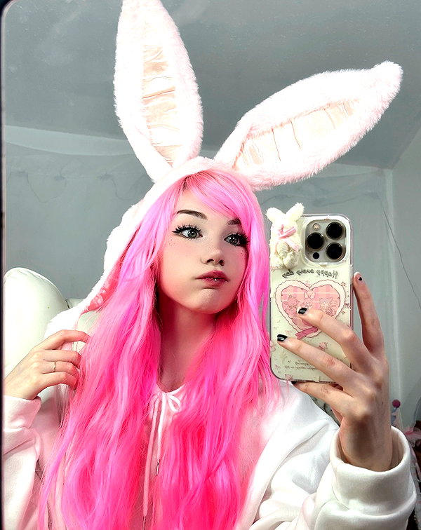 danielle.mercedie instagram image archive image