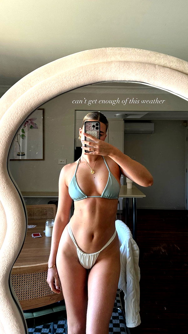 sophadophaa_ instagram image archive image
