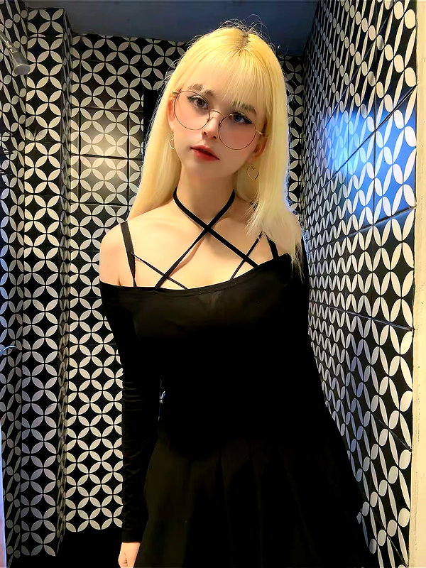 lulymakima instagram image archive image