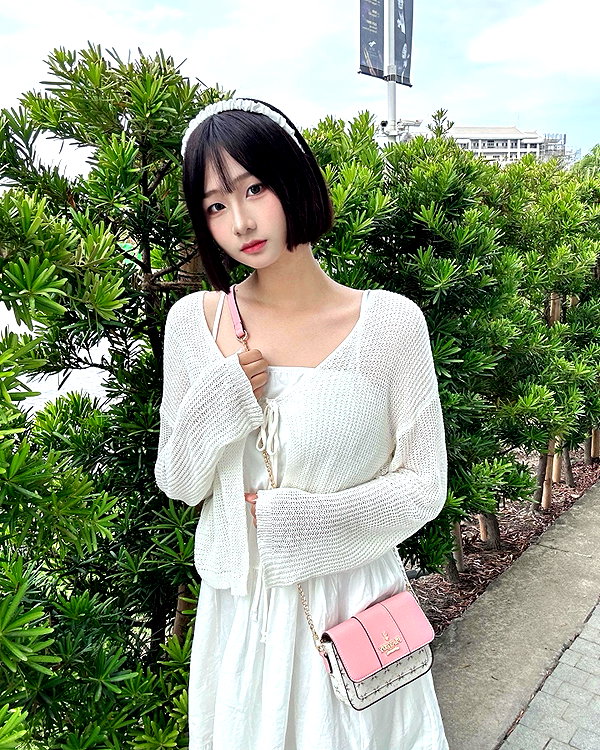lai_931201 instagram image archive image