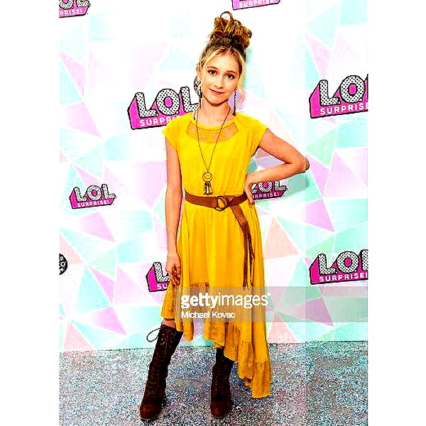 ellianawalmsley instagram image archive image